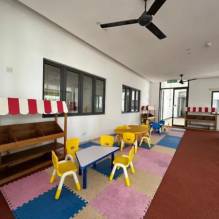 R&F 2 Bedroom 4 Pax High Floor Netflix Wifi Johor Bahru Exterior photo
