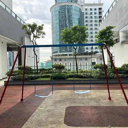 R&F 2 Bedroom 4 Pax High Floor Netflix Wifi Johor Bahru Exterior photo