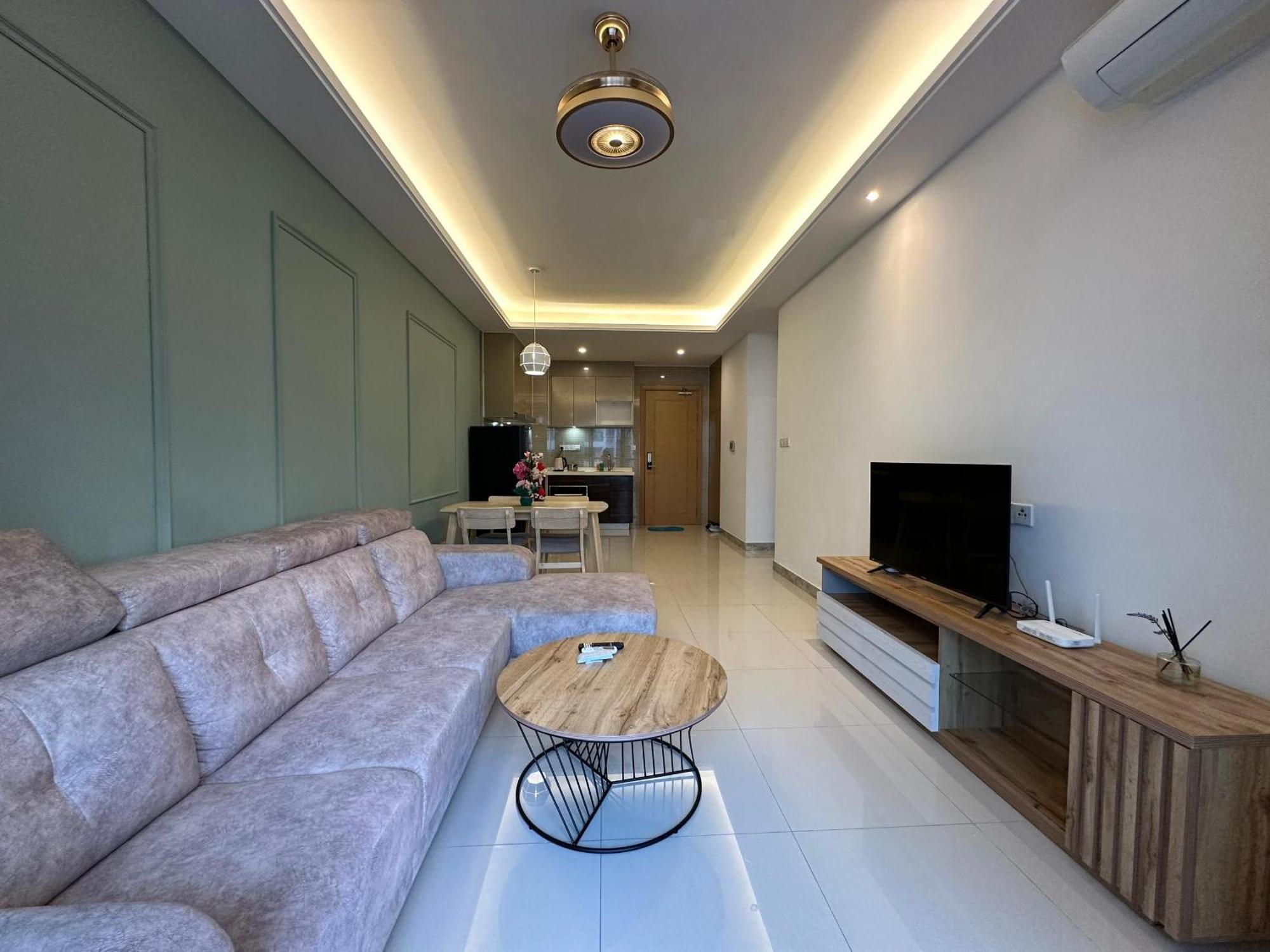 Apartemen R&f 2 Bedroom 4 Pax High Floor Netflix Wifi Johor Bahru